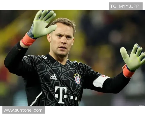 黑衣球星登场 足球场上这些穿黑衣的传奇人物引人注目